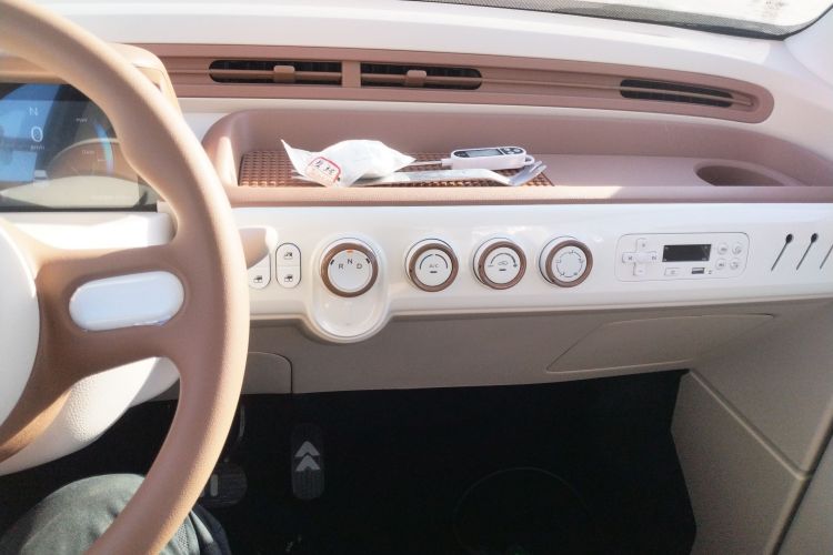 奔腾小马 2026款 222km 萌趣马 Plus中控内饰16