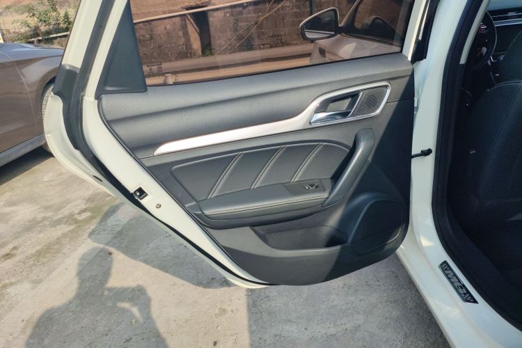 名爵 MG6 2019款 20T 自动运动版中控内饰49