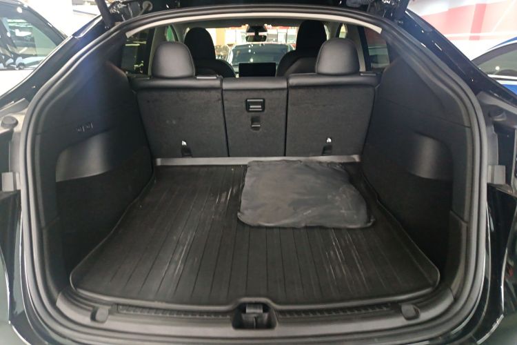 特斯拉 Model Y 2022款 长续航全轮驱动版机舱底盘23