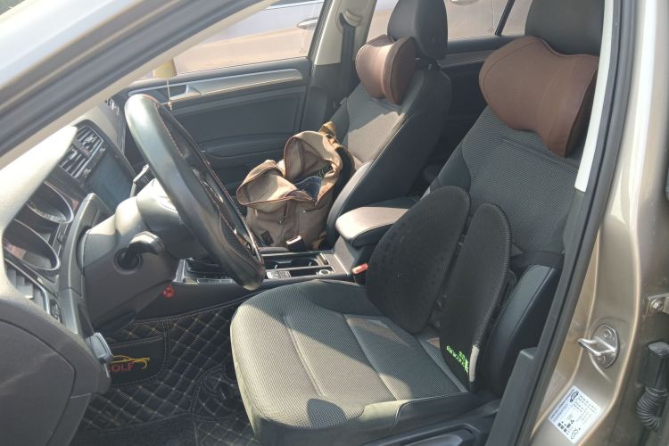 大众 高尔夫 2018款 1.6L 自动舒适型中控内饰19