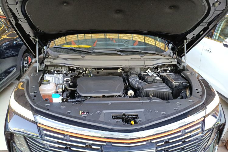 哈弗神兽 2022款 1.5T 智享版机舱底盘24