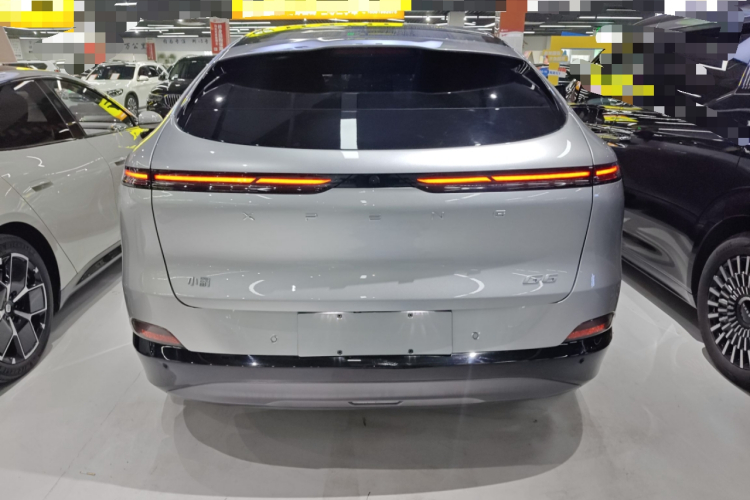 小鹏G6 2023款 755 超长续航 Pro车身外观6