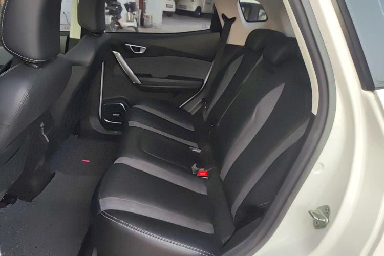 北京汽车 北京EX3 2019款 R600 劲尚版中控内饰7004