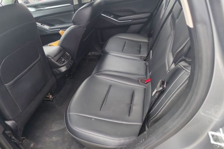 哈弗H6 2021款 第三代 1.5T 自动两驱Max中控内饰21