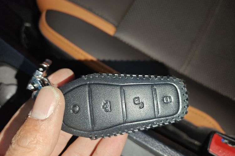 比亚迪e2 2020款 升级版 高续航版 豪华型中控内饰11