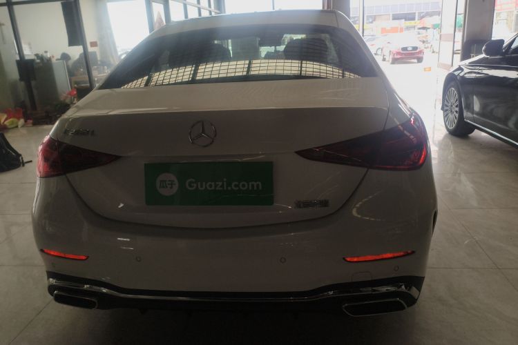 奔驰C级 2023款 改款 C 260 L 运动版车身外观6