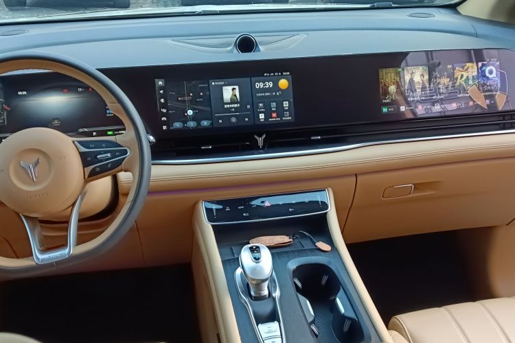 岚图汽车 岚图梦想家 2024款 PHEV 超长续航尊贵版中控内饰16