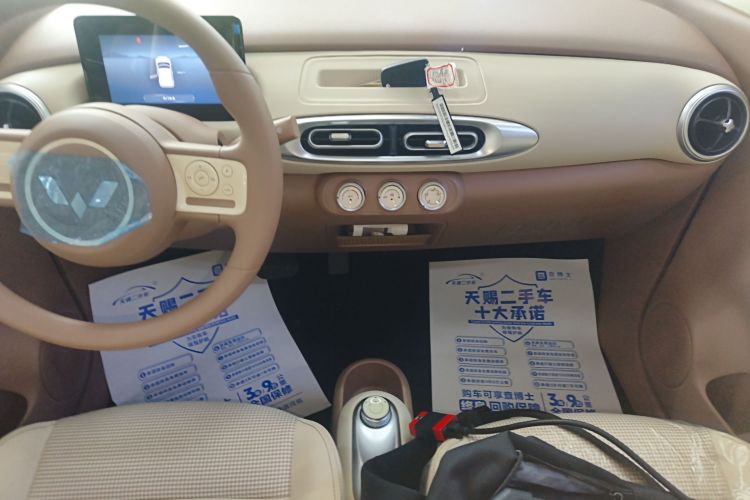 五菱汽车 宏光MINIEV 2025款 四门版 臻享款中控内饰16