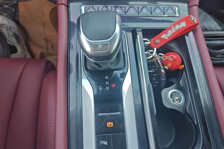 红旗H5 2024款 1.5T DCT智联旗韵版中控内饰18