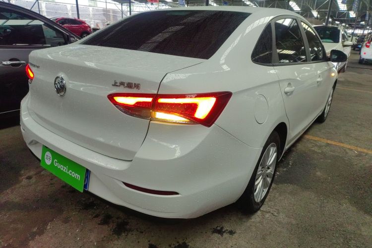 别克 英朗 2021款 改款 典范 1.5L 自动进取型车身外观7