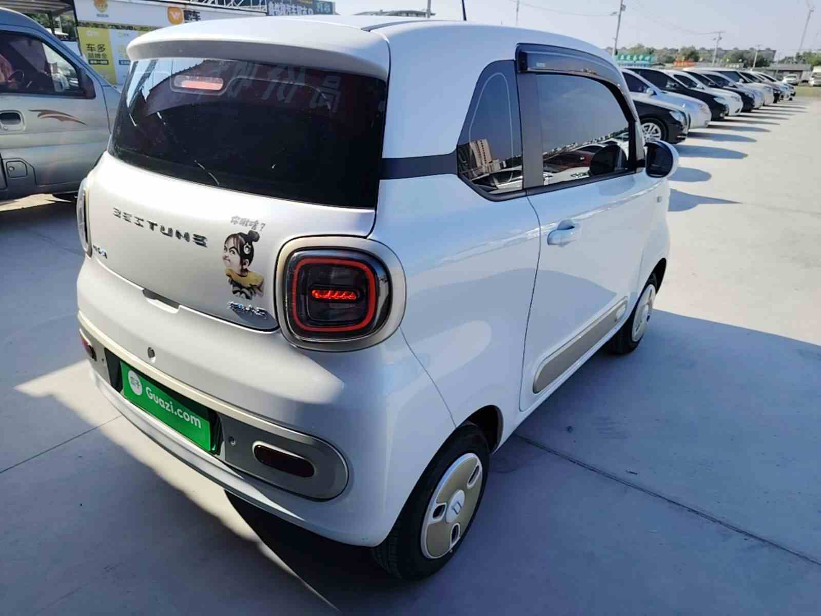 奔腾小马 2025款 222km 伶俐马(4)