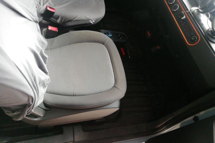 五菱汽车 宏光MINIEV 2022款 轻松款 三元锂中控内饰41