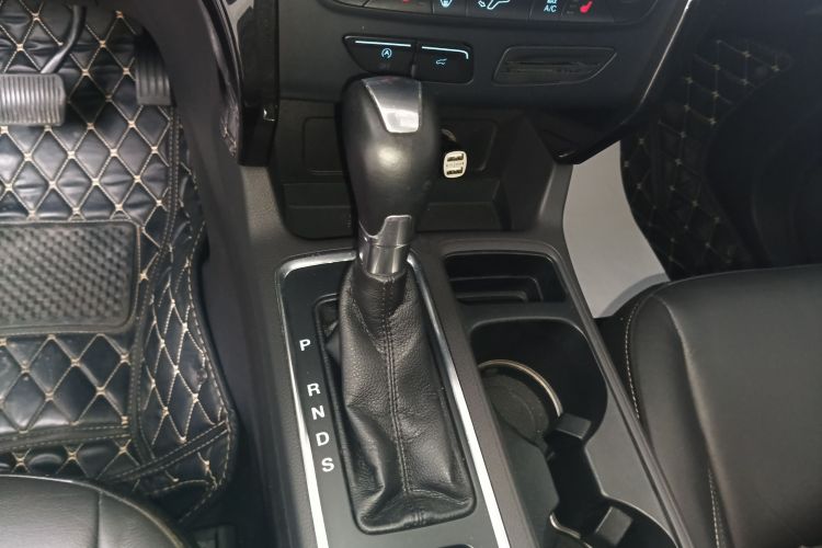 福特 翼虎 2017款 EcoBoost 245 四驱豪翼型中控内饰18