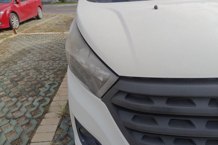 金杯 金海狮 2021款 1.5L 客车工程狮 7座车身外观6006