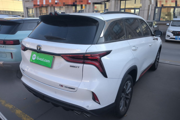 长安CS75 PLUS 2021款 2.0T 自动领航型车身外观7