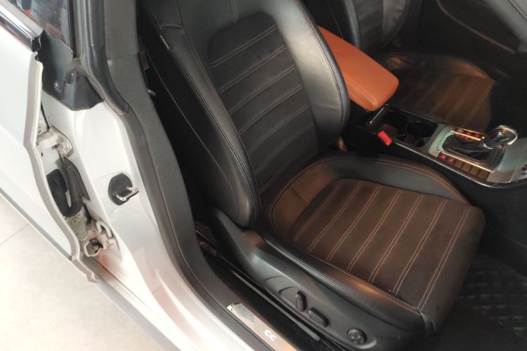 一汽-大众CC 2016款 2.0TSI 豪华型局部细节41