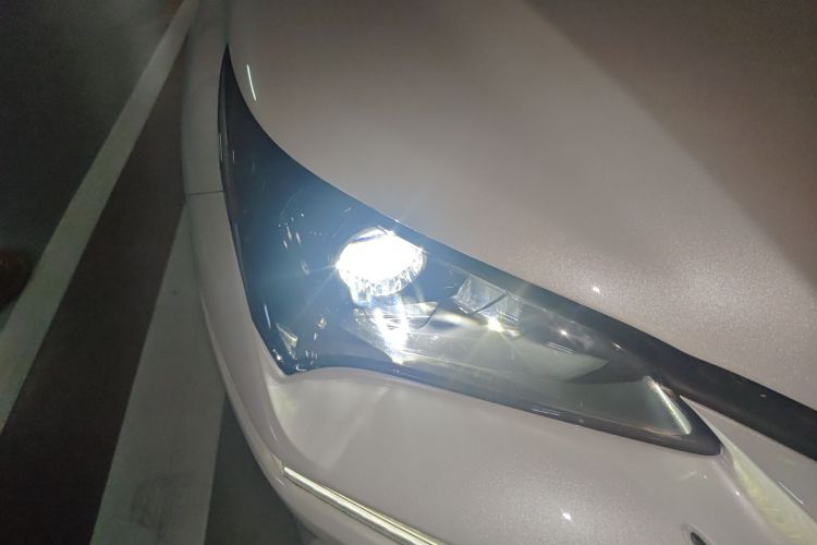 雷克萨斯NX 2018款 200 前驱 锋行版 国V车身外观6006