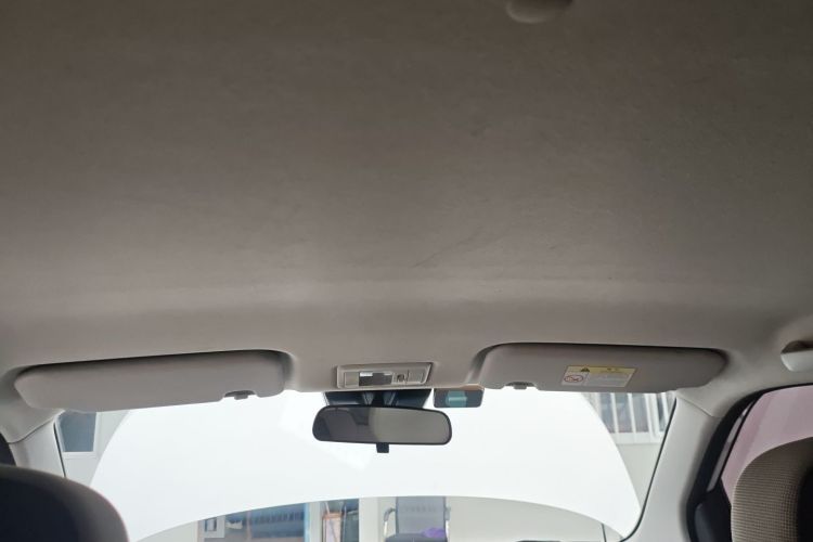 长安启源 长安Lumin 2022款 210km 香甜款中控内饰22