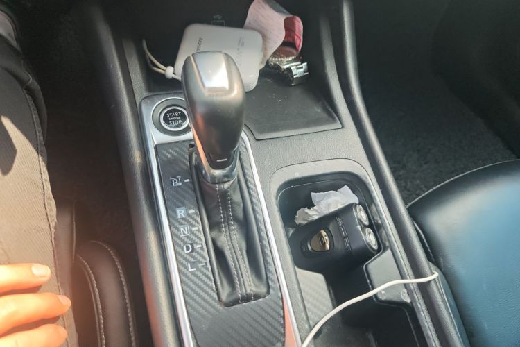 日产 轩逸 2020款 1.6L XL CVT悦享版中控内饰18