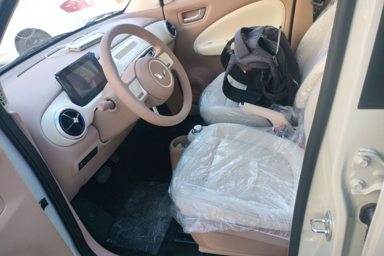 五菱汽车 宏光MINIEV 2025款 四门版 进阶款中控内饰19