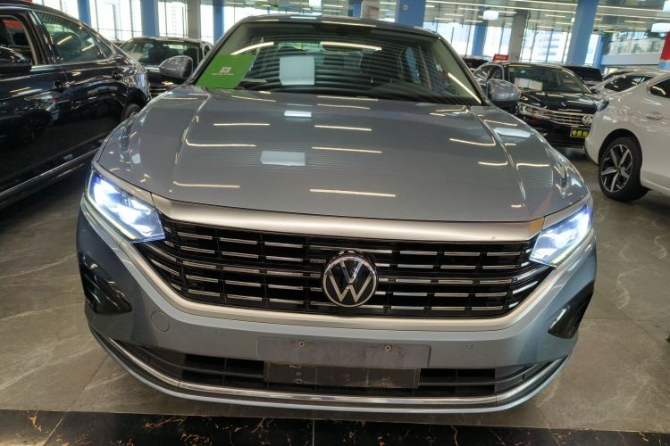 大众 帕萨特 2022款 330TSI 精英版车身外观2