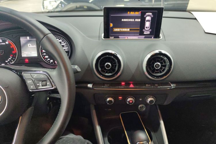 奥迪A3 2019款 Limousine 35 TFSI 时尚型 国VI中控内饰16