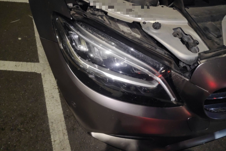 奔驰C级 2020款 C 260 运动版车身外观6006