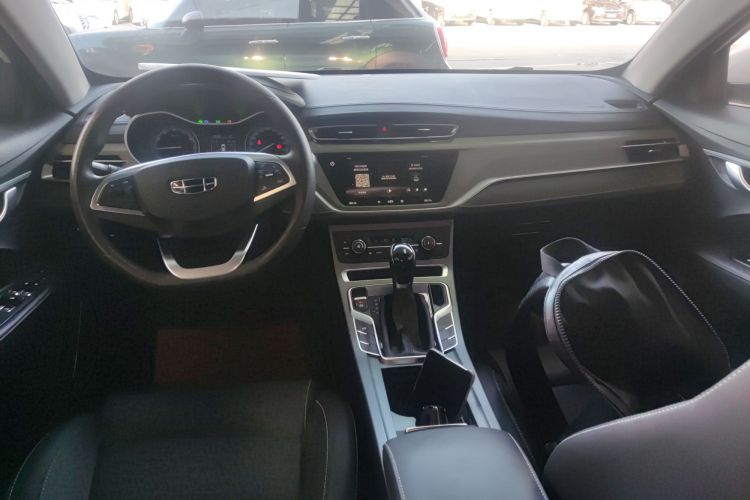 吉利汽车 帝豪 2021款 UP 1.5L CVT豪华型中控内饰7002