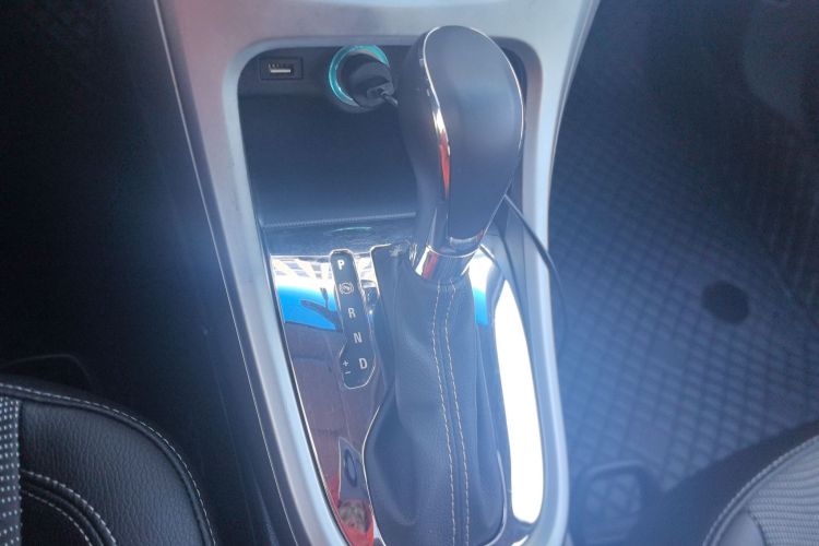 别克 英朗 2014款 XT 1.6L 自动时尚版局部细节18