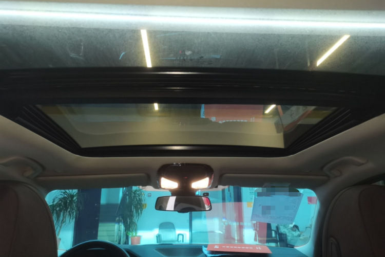 宝马3系 2021款 改款二 325Li M运动套装中控内饰22