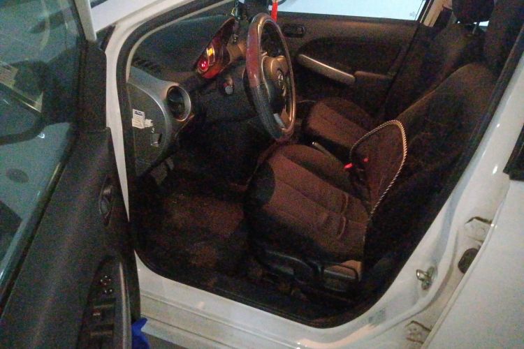 马自达2 2012款 两厢炫动 1.5L 自动超值版中控内饰7003