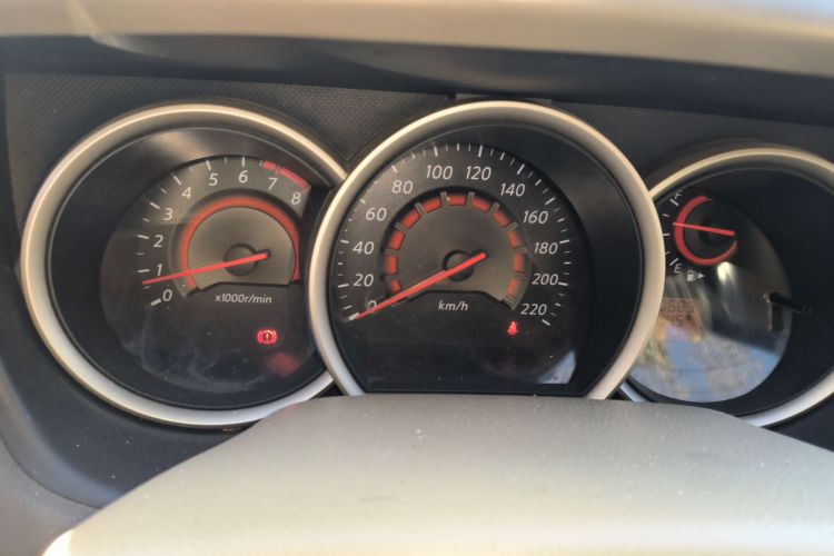 日产 轩逸 2016款 经典 1.6XE 手动领先版局部细节14