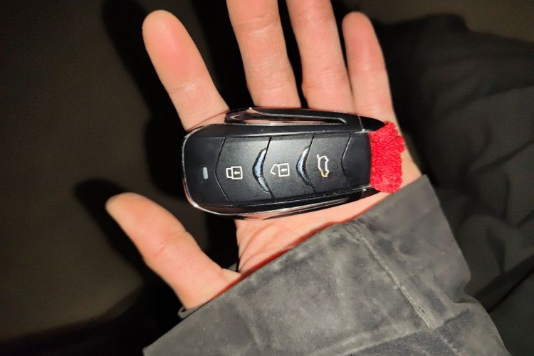 蓝电E5 PLUS 2026款 165km 长续航先享版Ultra 7座中控内饰11