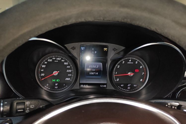 奔驰GLC 2019款 改款 GLC 260 L 4MATIC 豪华型中控内饰14