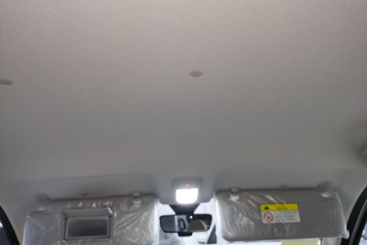 五菱汽车 宏光MINIEV 2025款 四门版 臻享+款中控内饰22