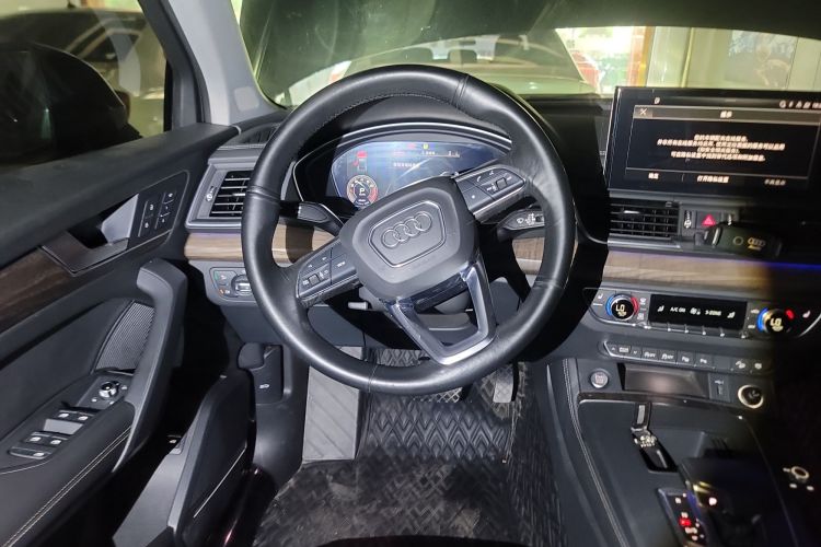 奥迪Q5L 2022款 45T 豪华致雅型局部细节13