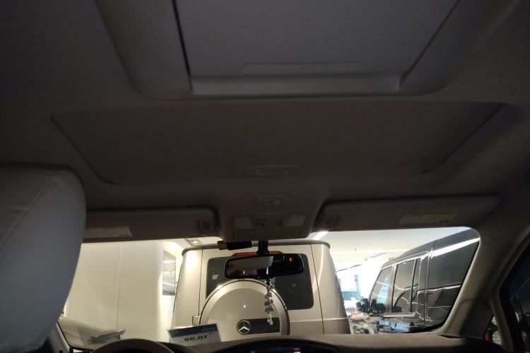 日产 贵士 2013款 3.5L SL局部细节22