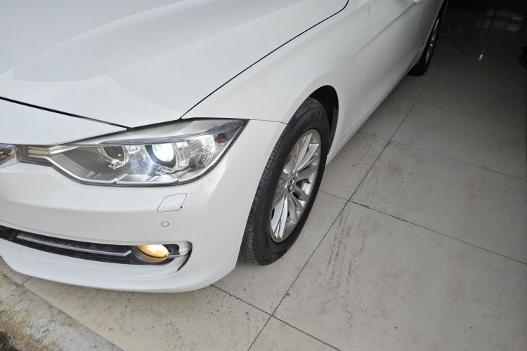 宝马3系 2015款 320Li 超悦版时尚型局部细节36