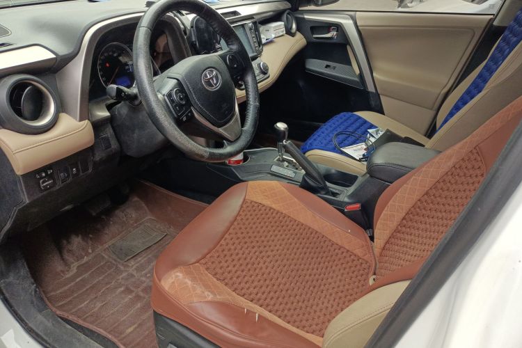 丰田 RAV4荣放 2013款 2.0L CVT四驱新锐版中控内饰19