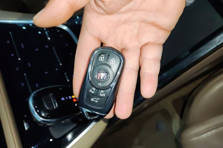 别克GL8 2020款 ES陆尊 653T 旗舰型中控内饰7001