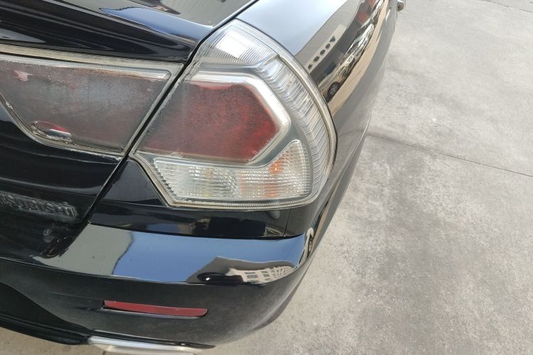 东南 V3菱悦 2014款 1.5L 手动精明版车身外观6006