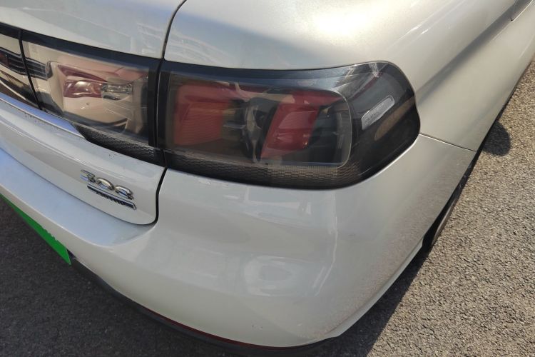 标致308 2019款 230THP 自动豪华版 国V车身外观6006