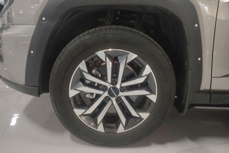 哈弗大狗 PLUS 2023款 1.5T 两驱潮野版Plus车身外观6002