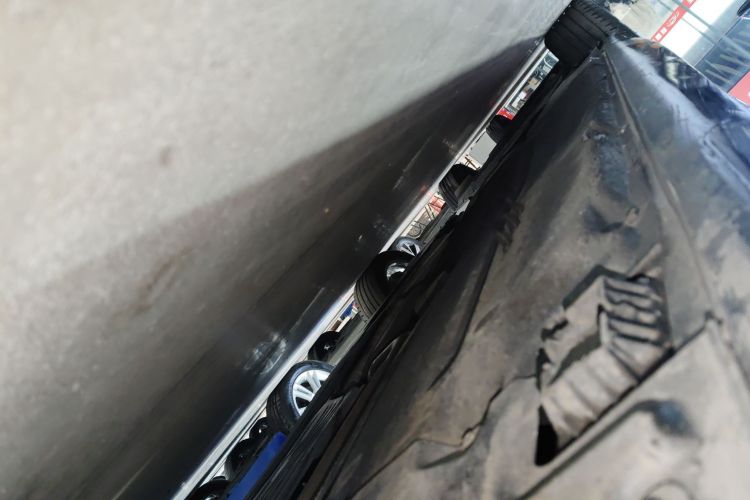 宝马5系 2018款 525Li M运动套装局部细节9001