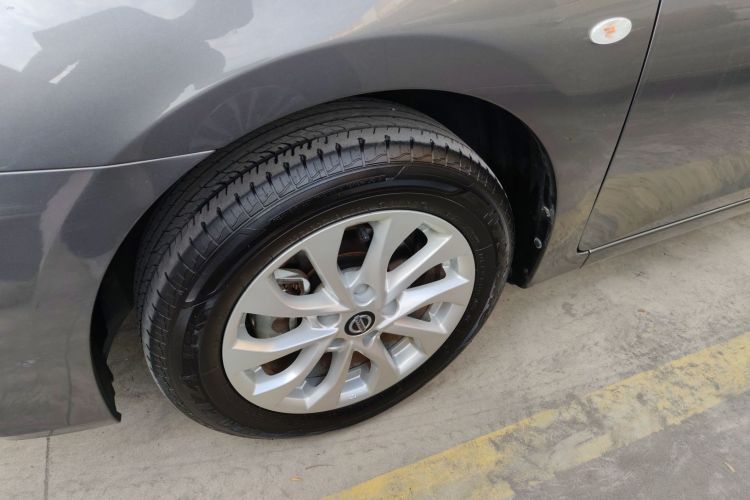 日产 轩逸 2022款 经典 1.6XL CVT豪华版车身外观6001