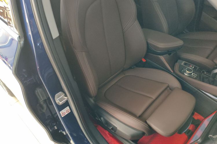 宝马X1 2020款 xDrive25Li 尊享型局部细节41