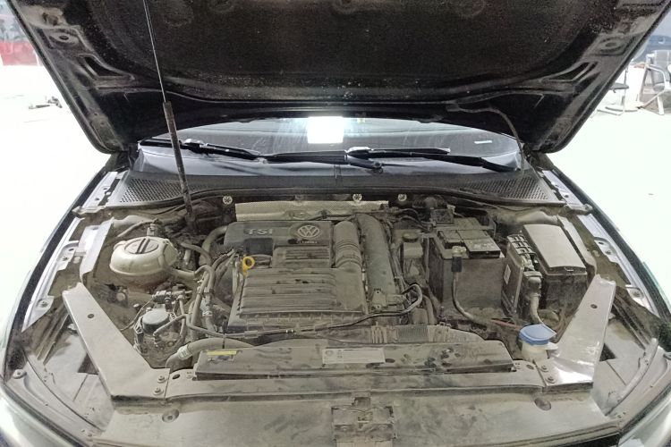 大众 迈腾 2020款 280TSI DSG 舒适型机舱底盘24