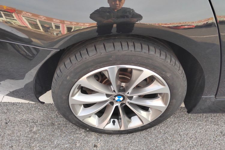 宝马5系 2017款 525Li 领先型车身外观6008