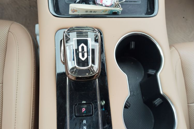 鸿蒙智行 问界M5 2023款 增程四驱智驾版局部细节18