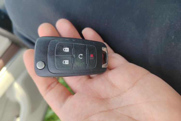 别克GL8 2018款 28T 舒适型 国VI中控内饰11